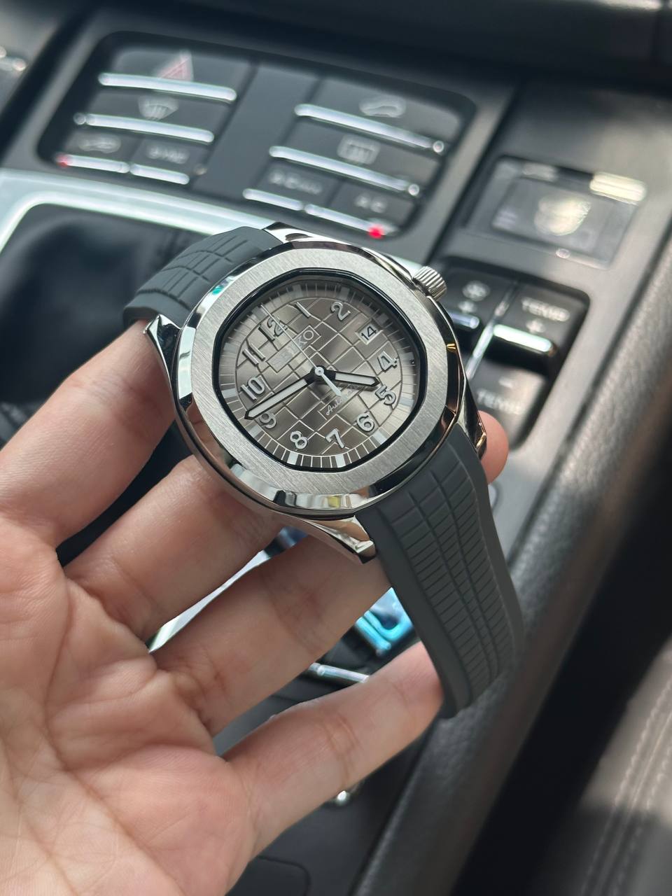 Cadran arabe gris, acier, automatique – Édition Seikmod Lux | Verre saphir | Acier 316L