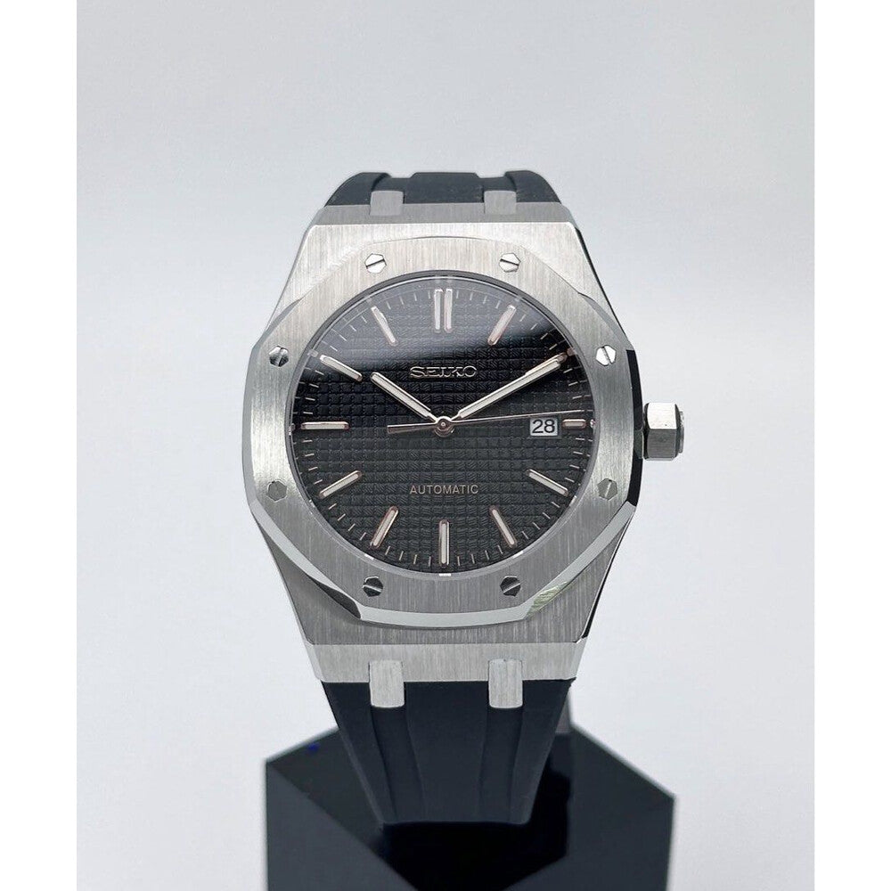 BLACK ON BLACK RUBER STRAP SEIKO MOD ROYAL SEIKOAK