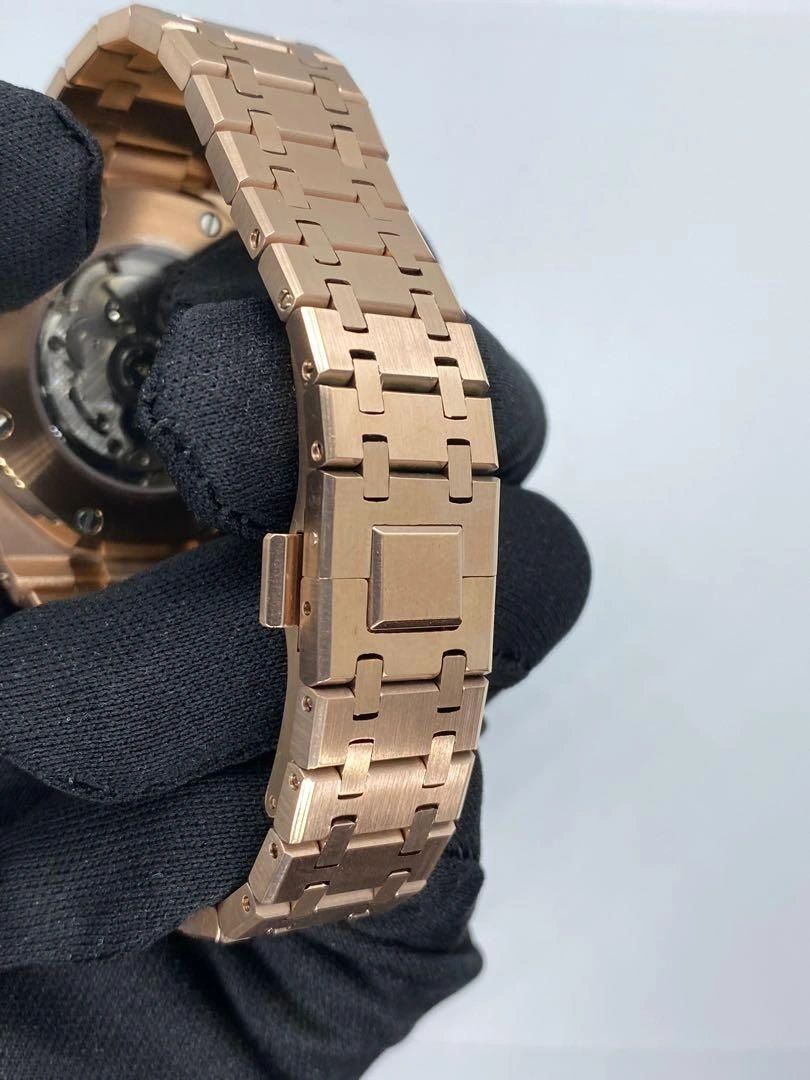 ROSE GOLD BLACK SEIKO MOD ROYAL SEIKOAK