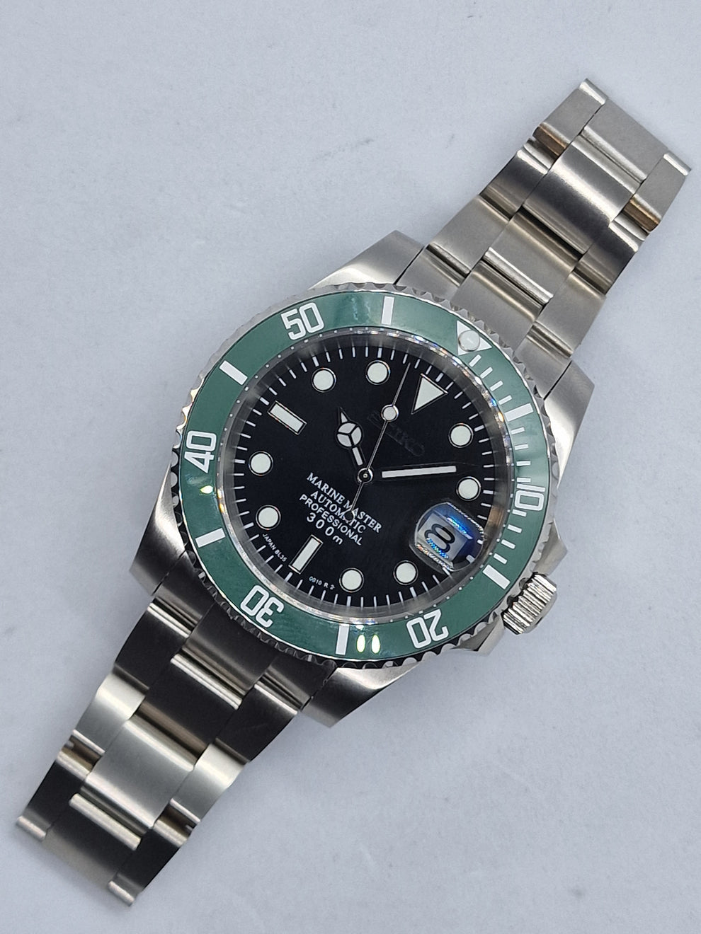 ساعة سيكمود لوكس إيديشن، مينا عربية رمادية، أوتوماتيكية من الفولاذ | كريستال ياقوتي | فولاذ 316L