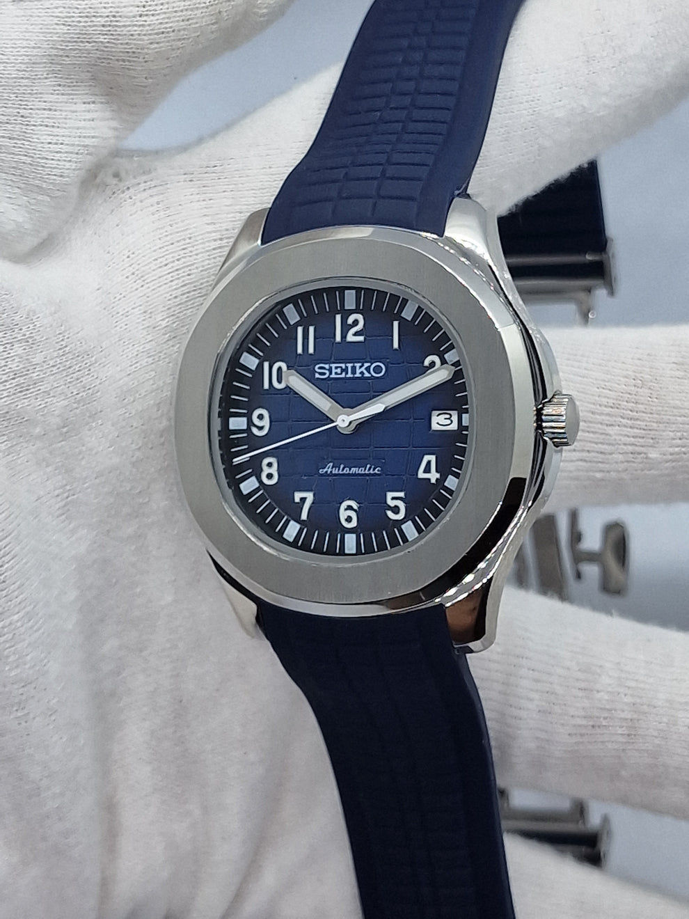 Cadran arabe gris, acier, automatique – Édition Seikmod Lux | Verre saphir | Acier 316L