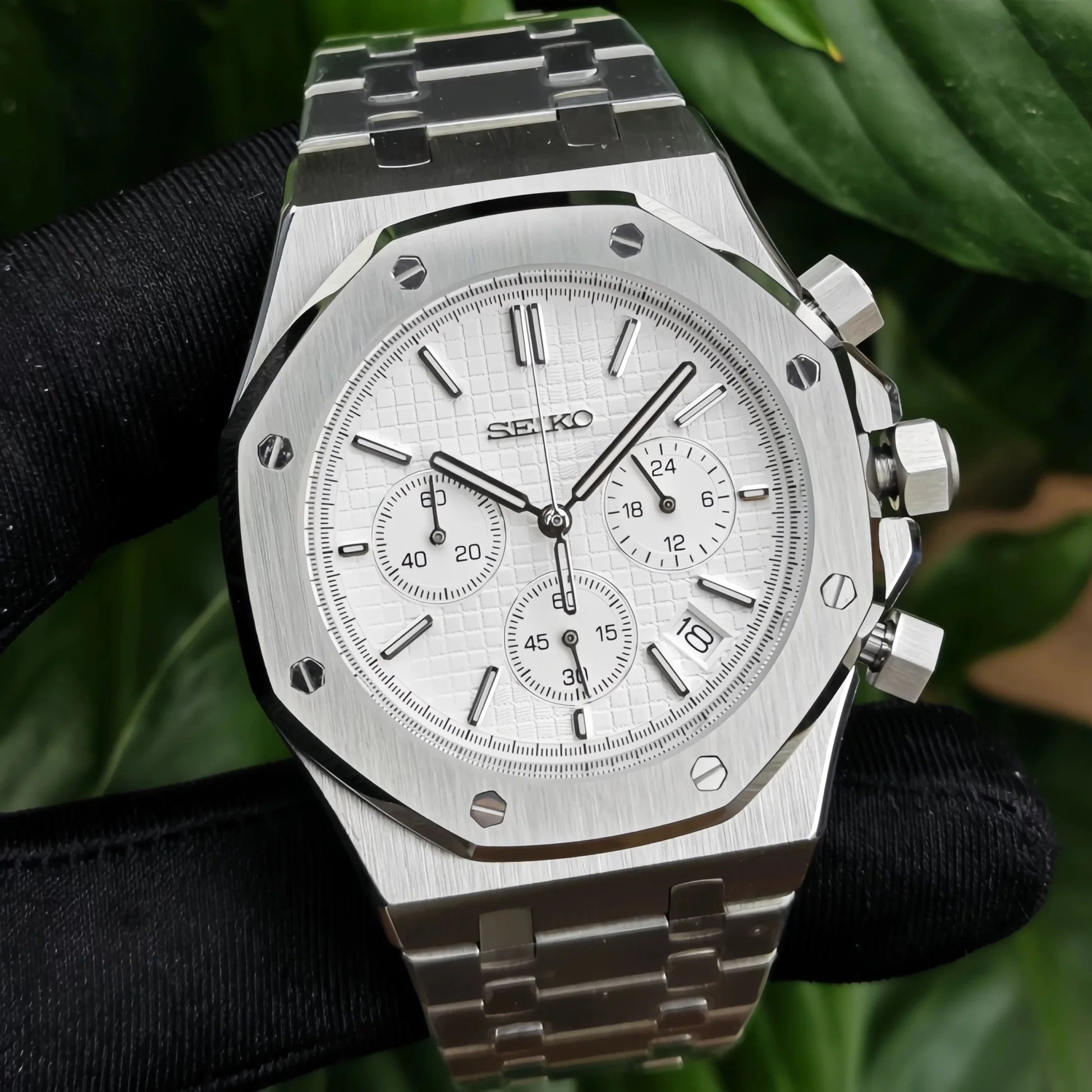 STEEL WHITE CHRONOGRAPH SEIKO MOD ROYAL SEIKOAK