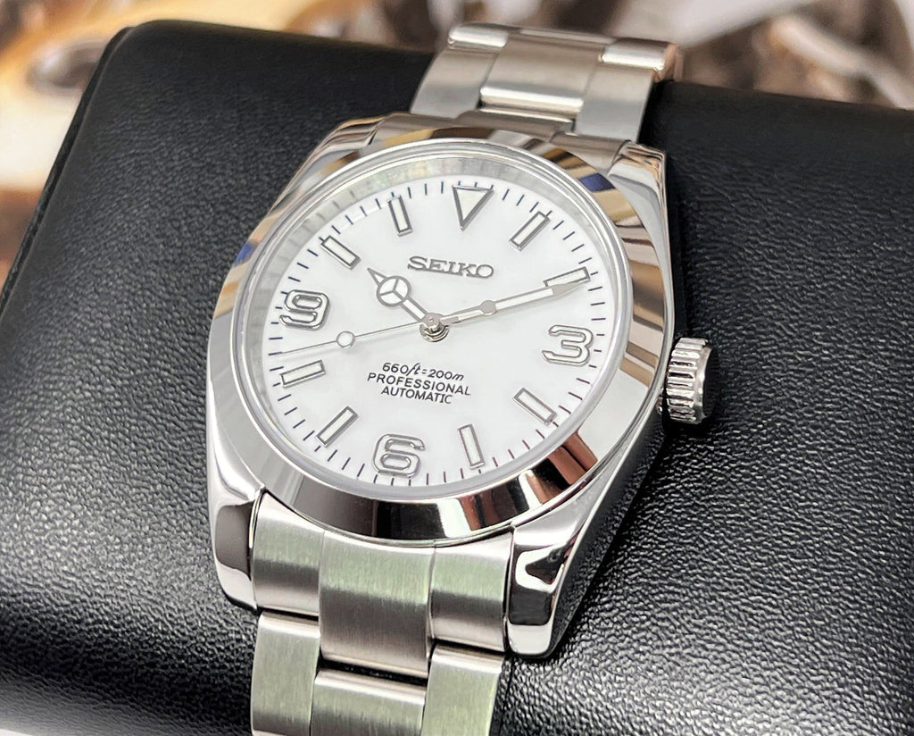 WHITE OYSTER STEEL SEIKO MOD SEIKJUST