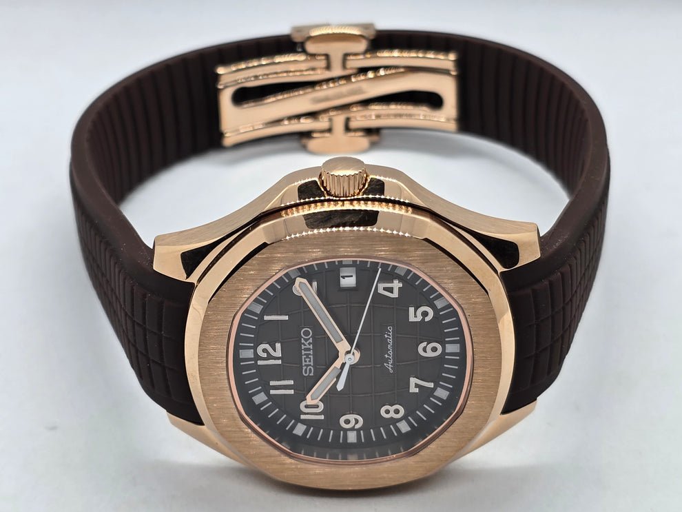 rose gold brown seiko mod nautiko brown rubber band detail