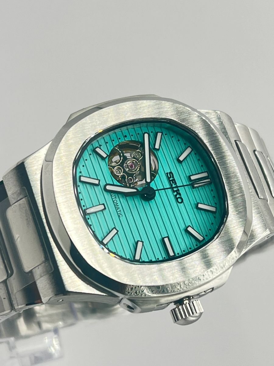 tiffany open heart seiko mod nautiko dial close up
