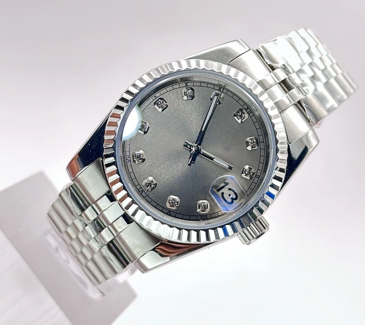 GREY DIAMOND DIAL STEEL SEIKJUST