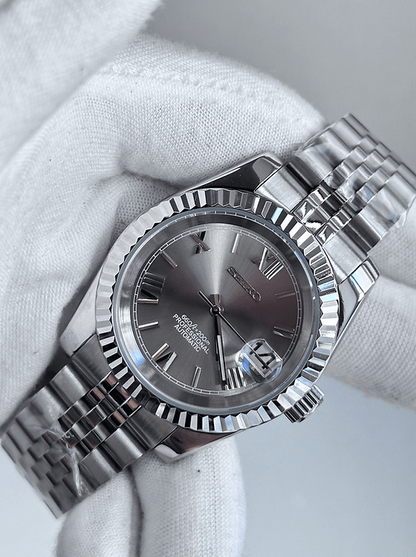 GREY ROMAN DIAL STEEL SEIKJUST