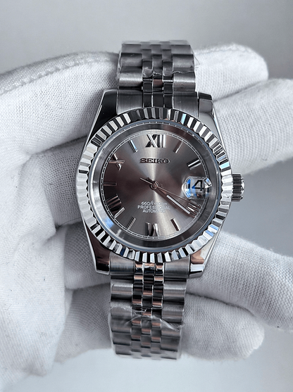 GREY ROMAN DIAL STEEL SEIKJUST