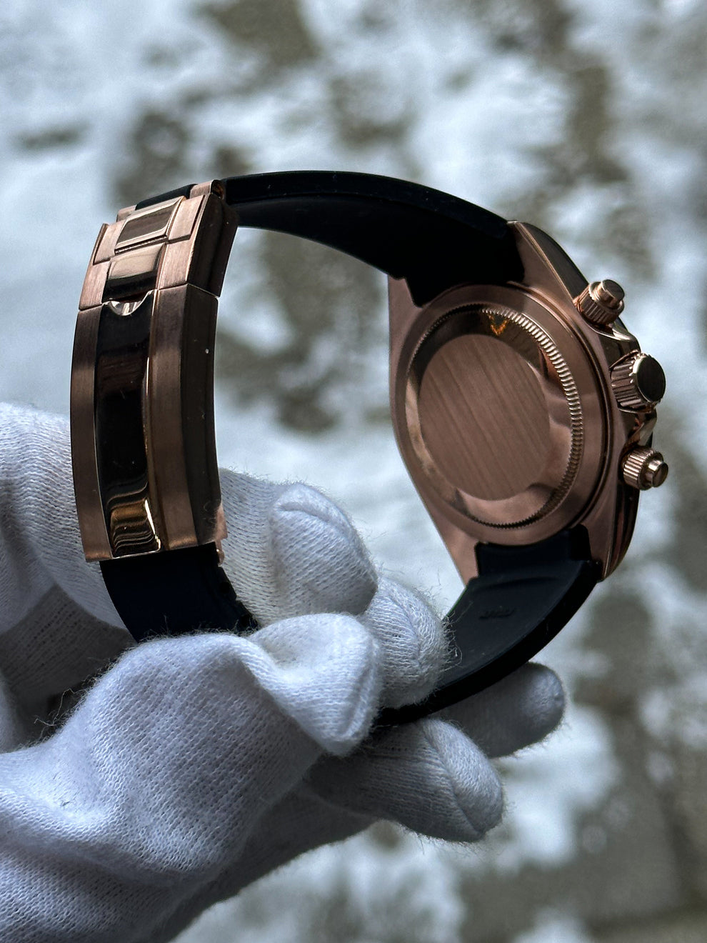 BLACK ROSE GOLD SEIKTONA NUMBER DIALS RUBBER BAND