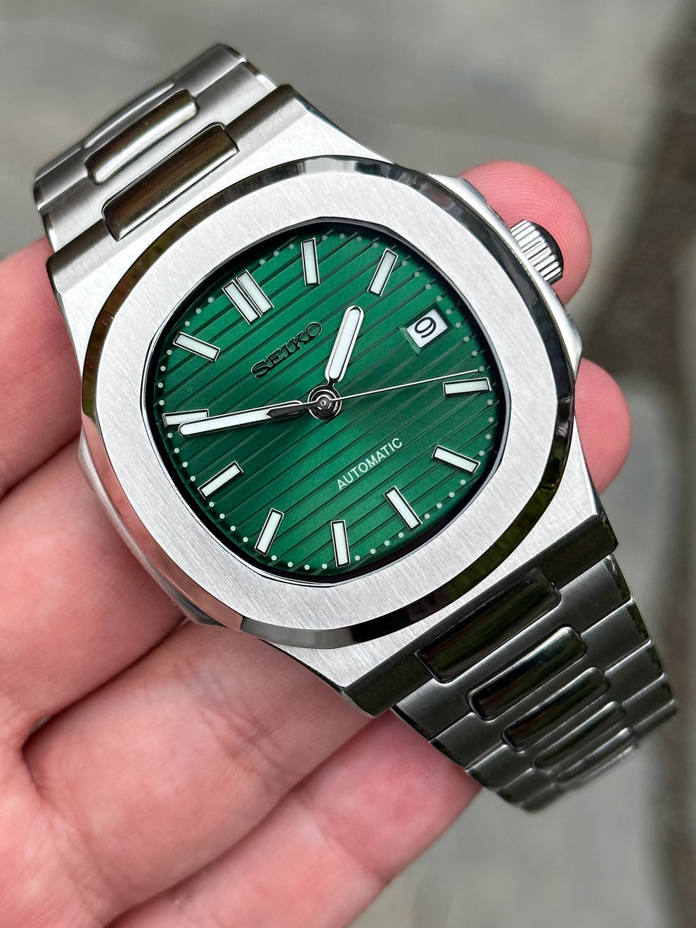 STEEL GREEN CLASSIC DIAL Seiko Mod NAUTIKO
