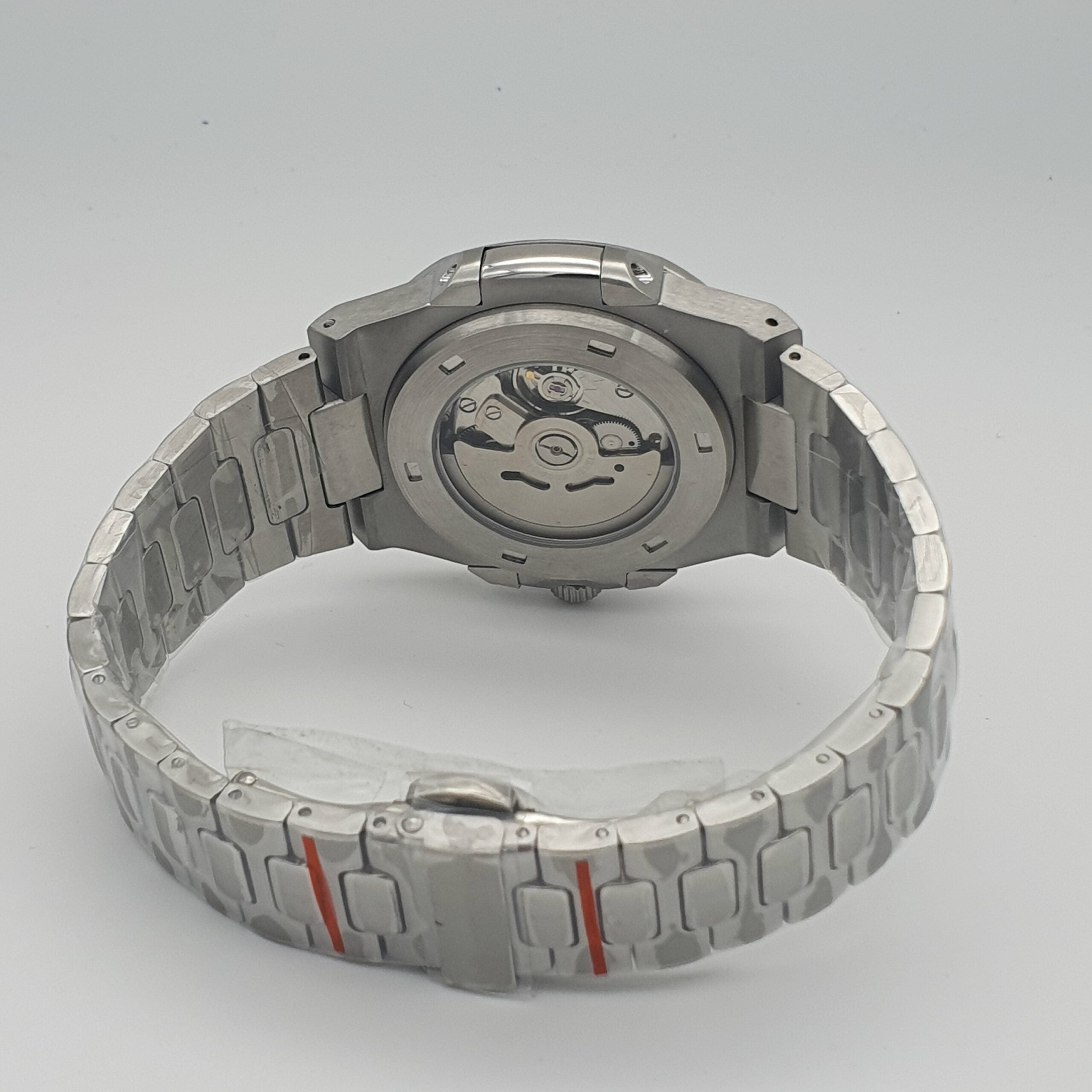 ساعة سيكمود لوكس إيديشن، مينا عربية رمادية، أوتوماتيكية من الفولاذ | كريستال ياقوتي | فولاذ 316L 