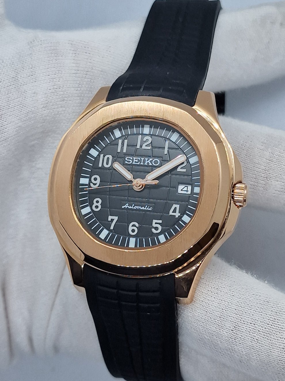 rose gold black seiko mod nautiko on wrist