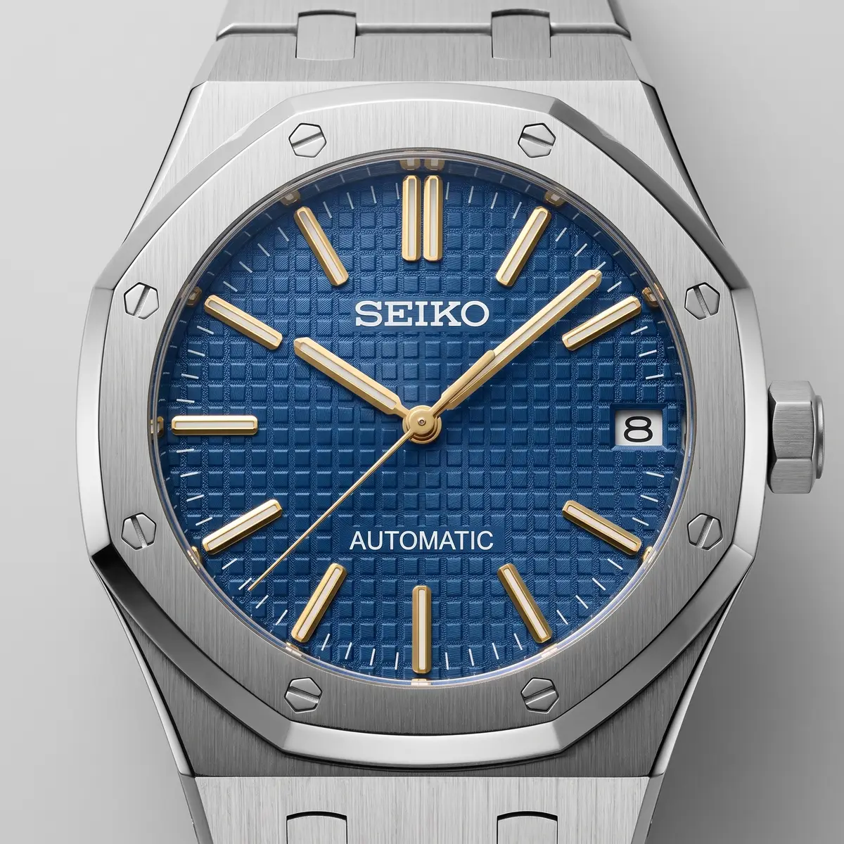 Seiko Mod Uhr Automatik - 41,5 mm - Gehäuseboden aus Stahl – Zifferblatt Nahaufnahme – MedoMods
