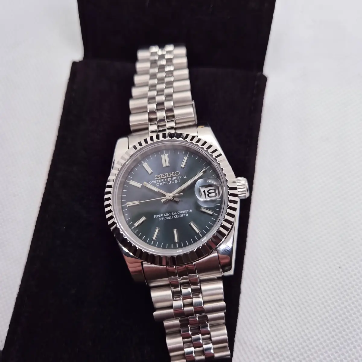 Seiko Mod Uhr DATE MOD CLASSIC GRAPHIT – in der Box – MedoMods