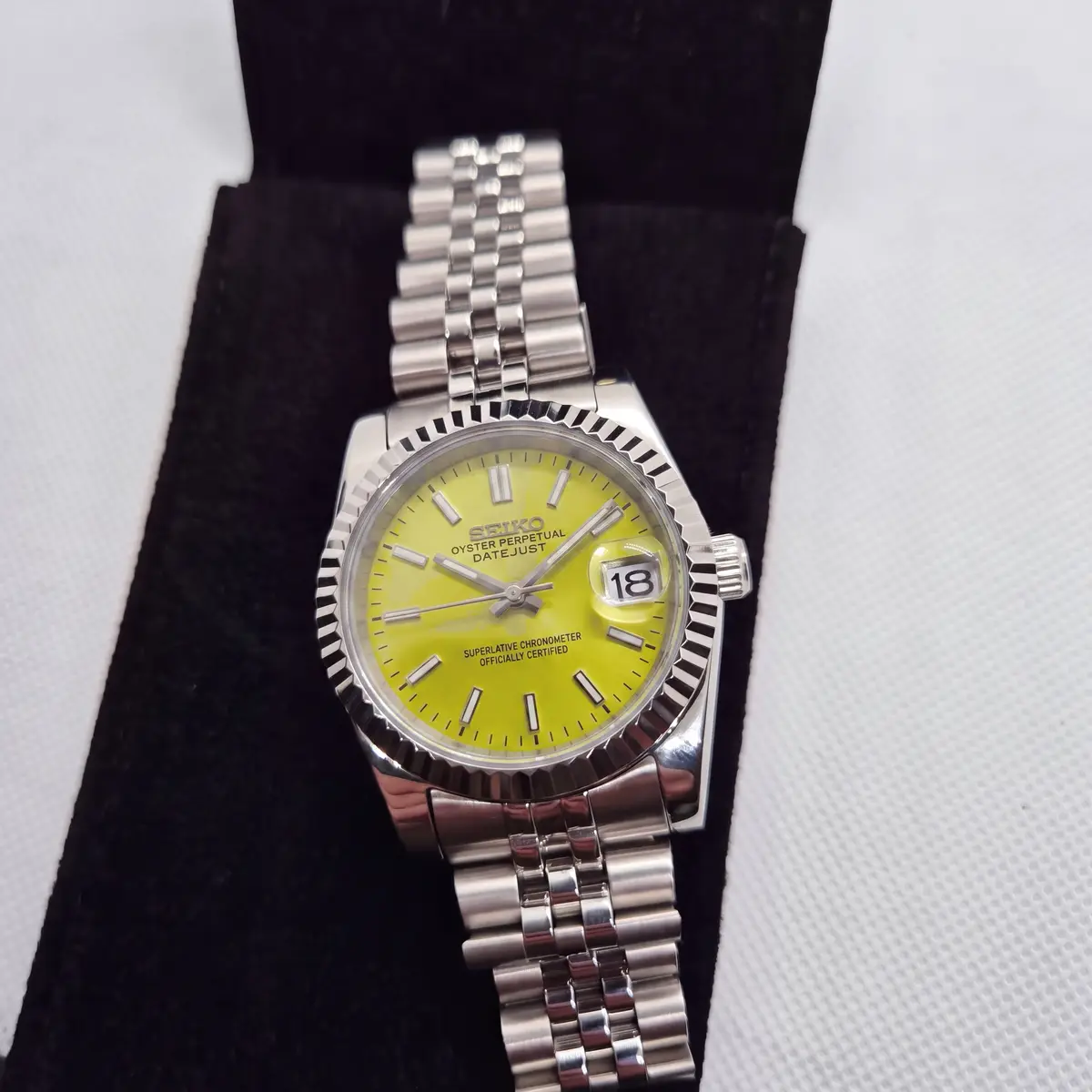 Seiko Mod Uhr DATE MOD CLASSIC LIMETTE – in der Box – MedoMods