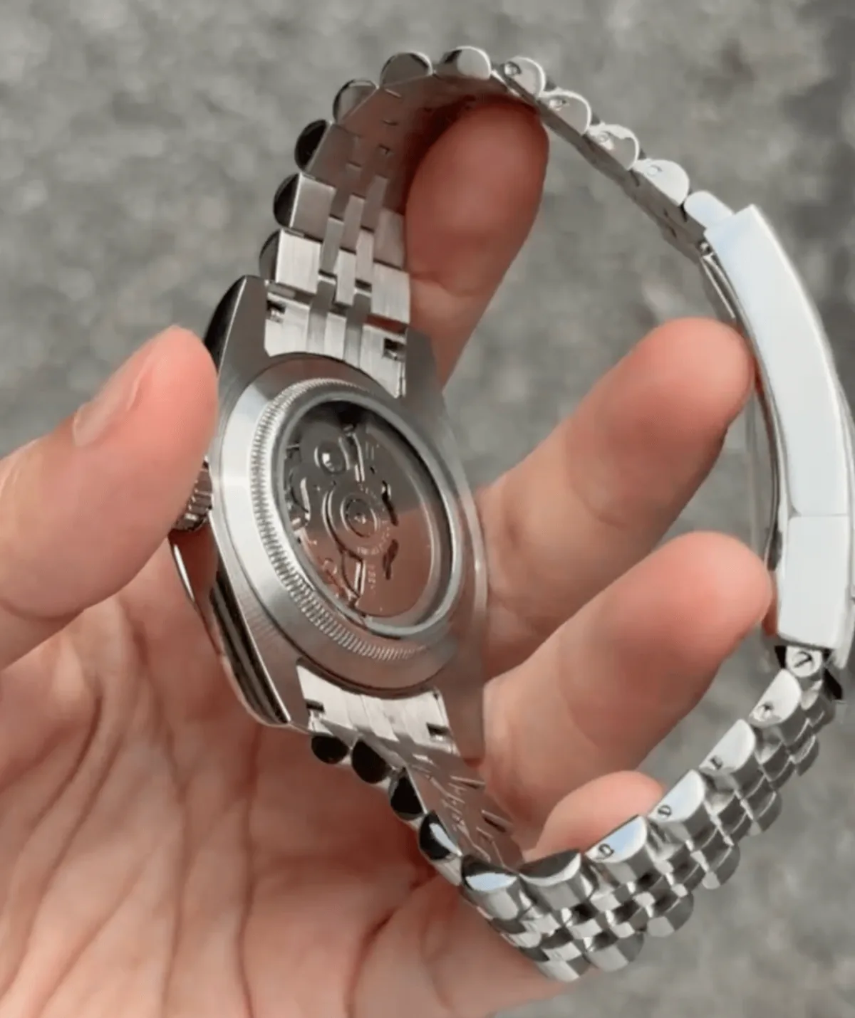 exhibition caseback of stainless steel Seiko NH35 mod watch