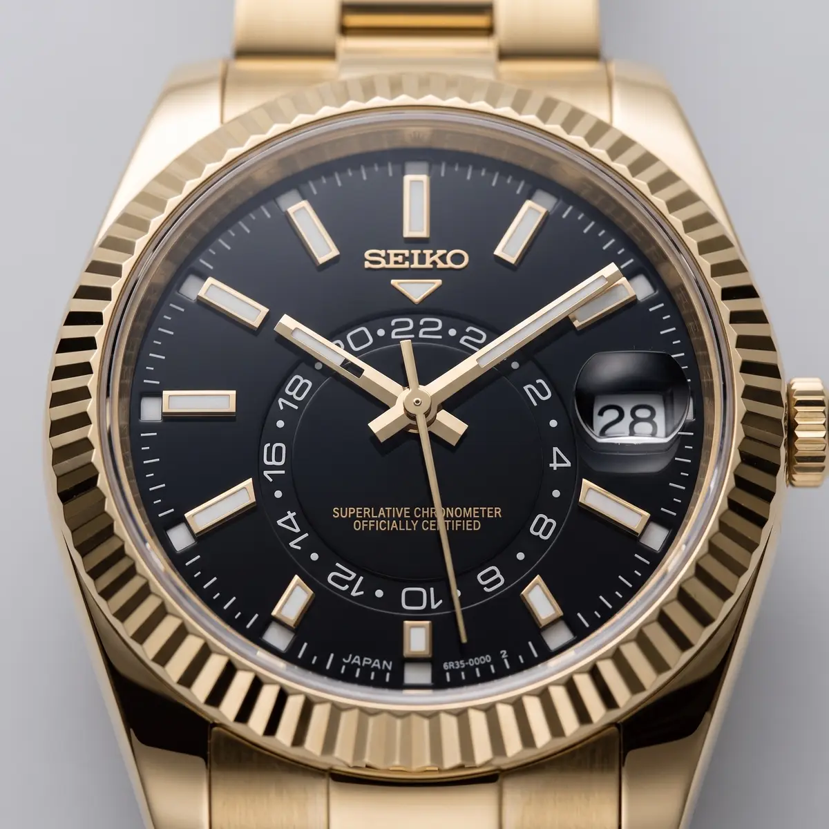 Seiko Mod Uhr DWELLER MOD – Imperial Gold / Schwarz – Zifferblatt Nahaufnahme – MedoMods