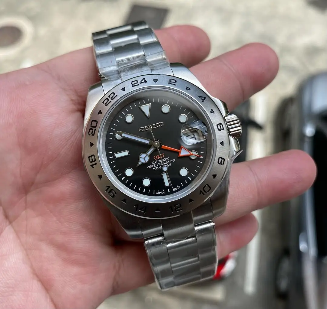 Seiko Mod Uhr EXPLORER MOD – SCHWARZ – Ansicht 2 – MedoMods