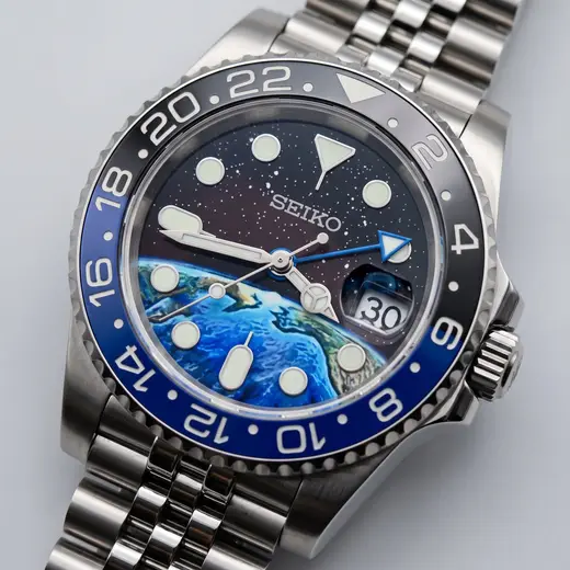 GMT MOD - BLU-NERO V2 – primo piano del quadrante
