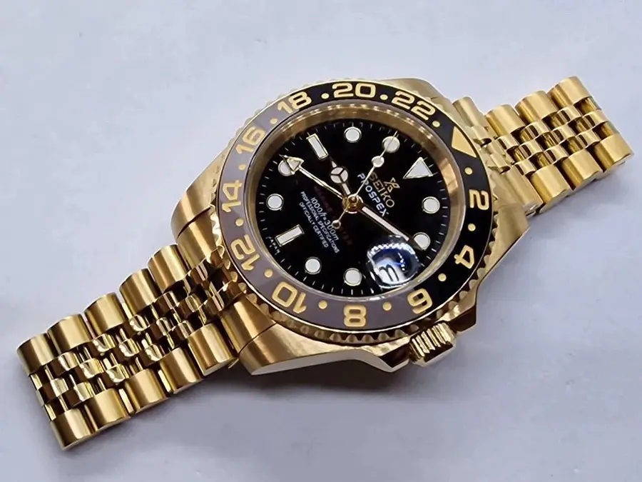 GMT MOD | Bruce Wayne doré - Automatique