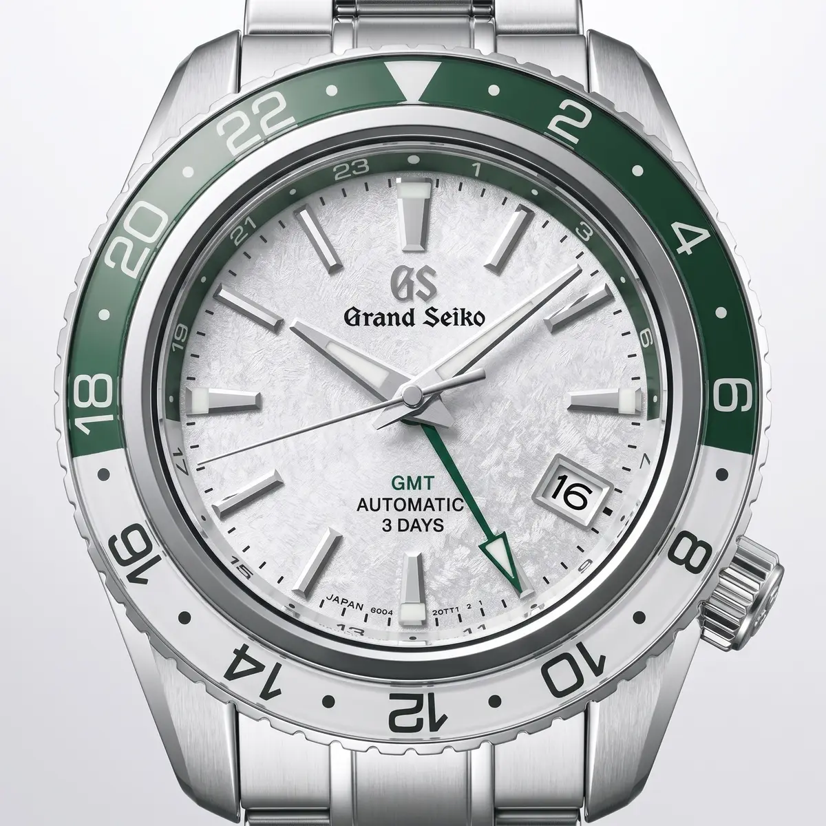 Seiko Mod Uhr GMT MOD | Grün-weiße Lünette – Automatik – Zifferblatt Nahaufnahme – MedoMods