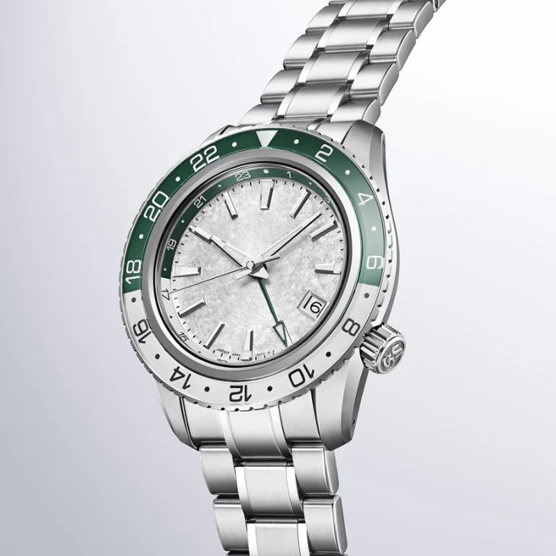 GMT MOD | Green & White Bezel - Automatic