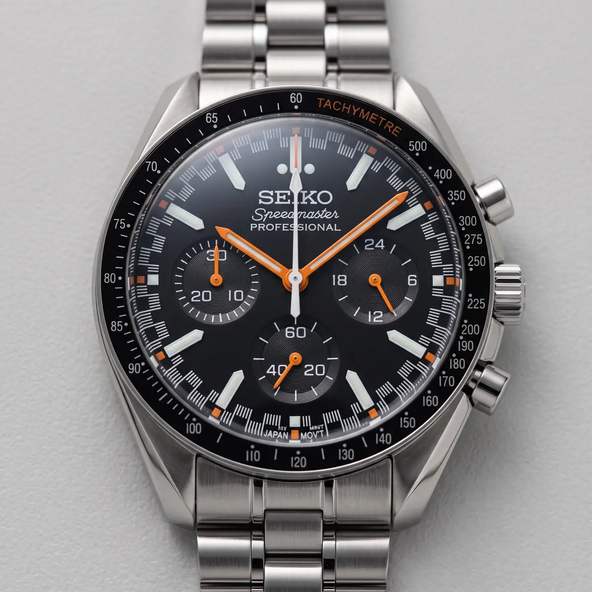 Seiko Mod Uhr MASTER MOD – ORANGE MOON – Zifferblatt Nahaufnahme – MedoMods