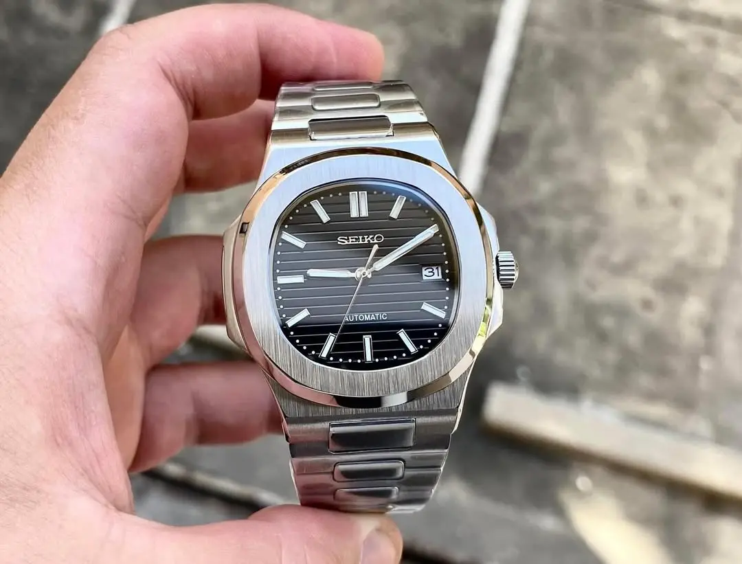 Seiko Mod Uhr NAUT MOD – SCHWARZ – Ansicht 2 – MedoMods