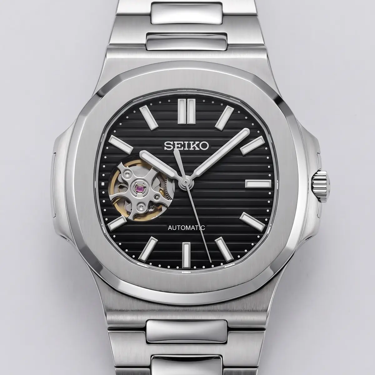 Seiko Mod Uhr NAUT MOD β SCHWARZ (OFFENES HERZ) β Zifferblatt Nahaufnahme β MedoMods