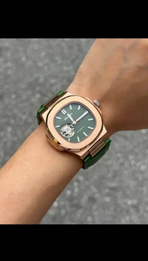 NAUT MOD | Open Heart in oro rosa con quadrante verde - Automatico