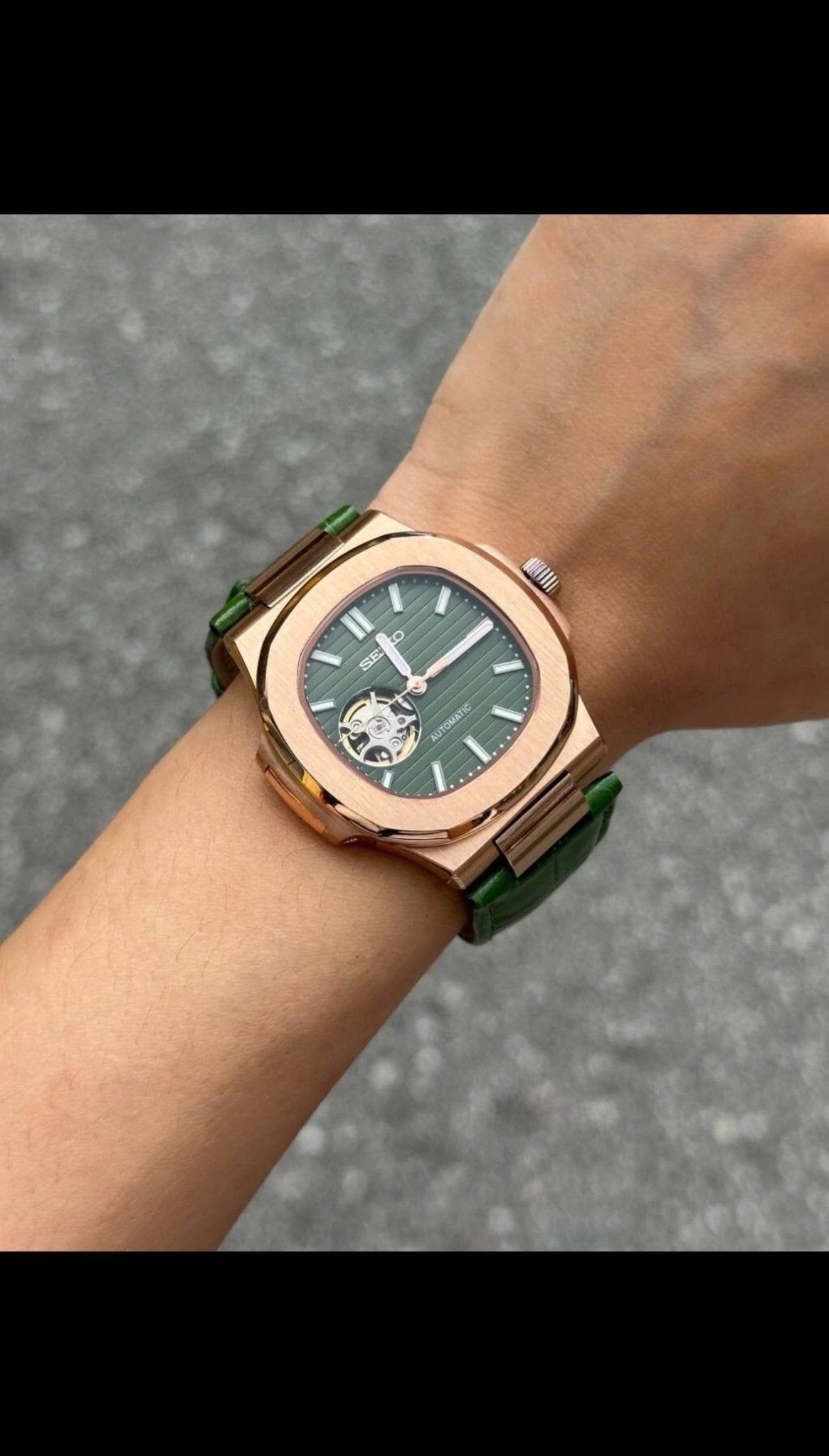 NAUT MOD | Open Heart Roségold mit grünem Zifferblatt – Automatik