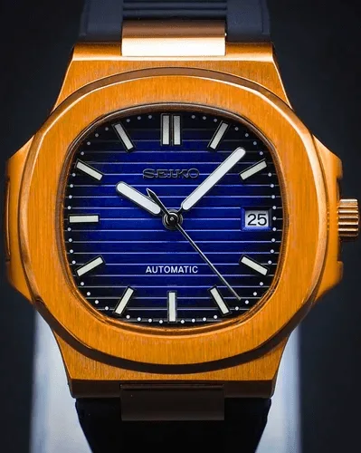 NAUT MOD | Roségold-Gehäuse, blaues Zifferblatt, schwarzes Kautschukarmband – Automatik