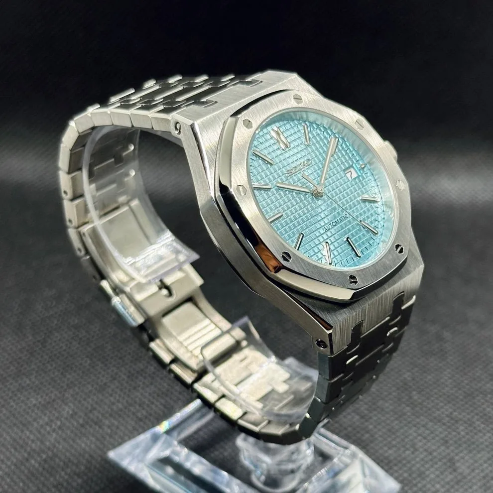 OAK MOD | Eisblau – Integriertes Armband