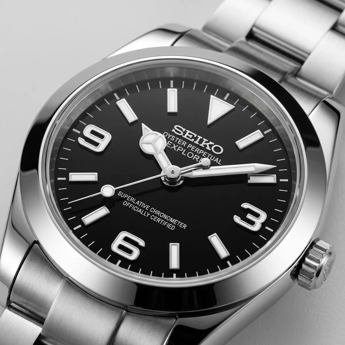 Seiko Mod Uhr OYST MOD โ SCHWARZ โ Zifferblatt Nahaufnahme โ MedoMods