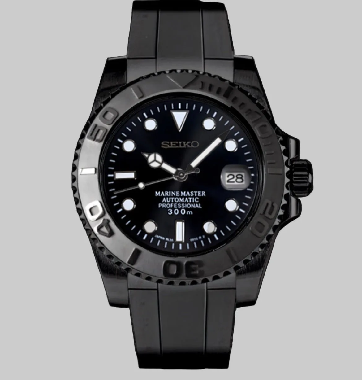 Seikomariner | All Black PvD-Gehäuse – Kautschukarmband