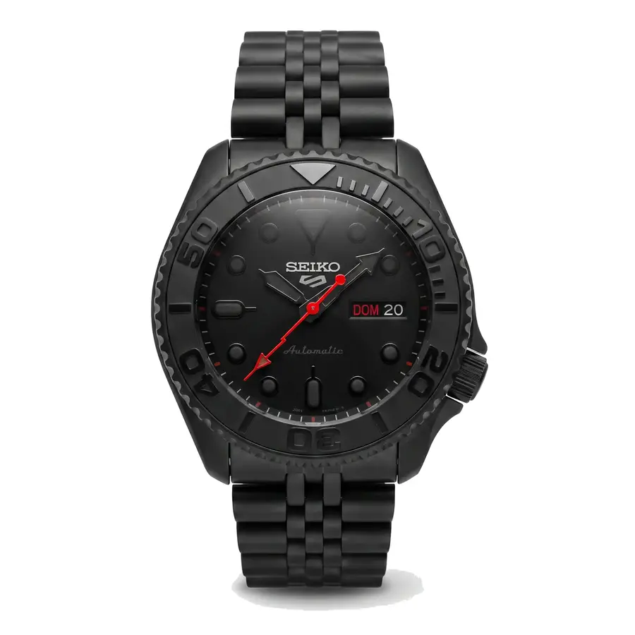 Seikomariner | Black on Black