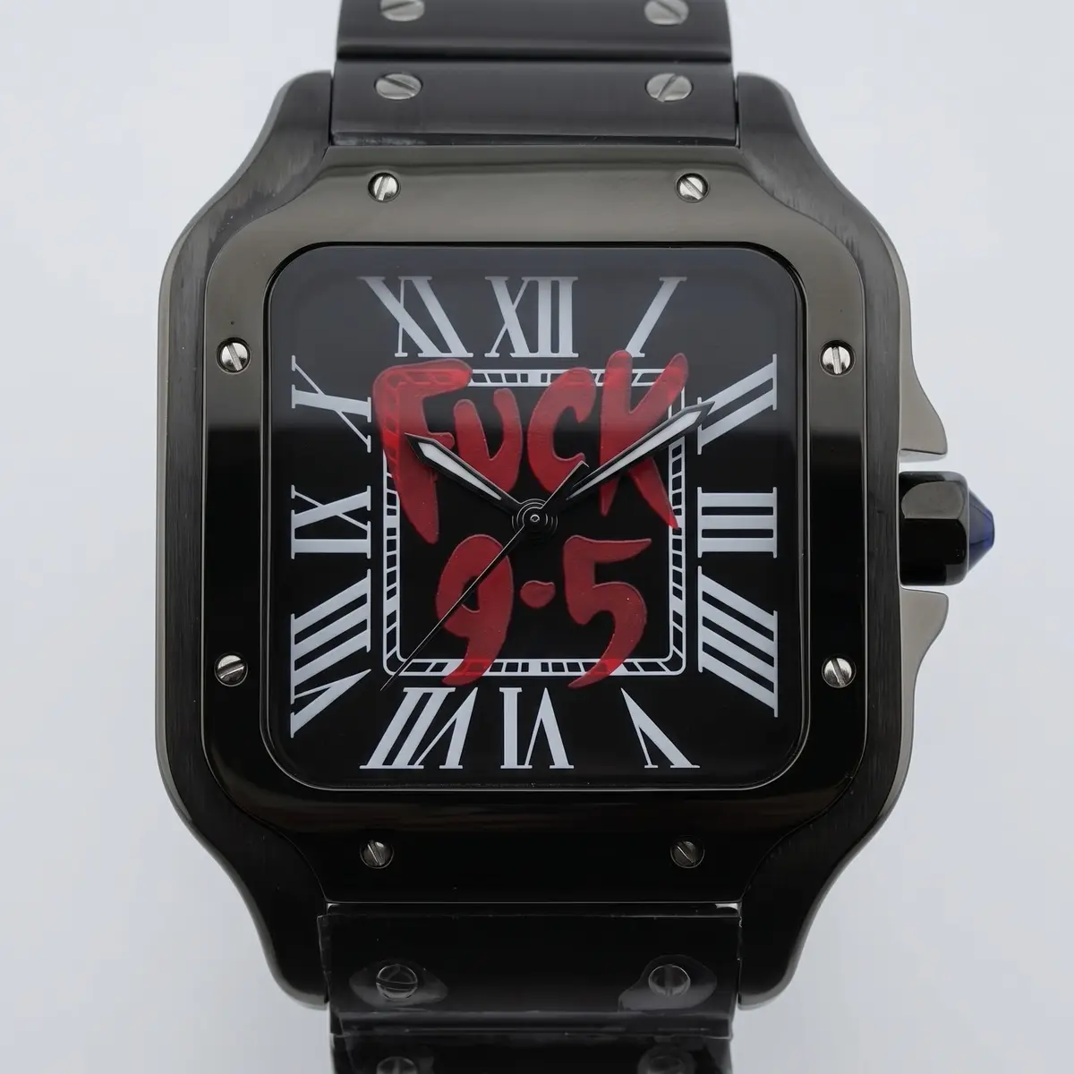 Seiko Mod Uhr SEIKTOS | Vollschwarzes 9-5-Zifferblatt – 38 mm – Zifferblatt Nahaufnahme – MedoMods