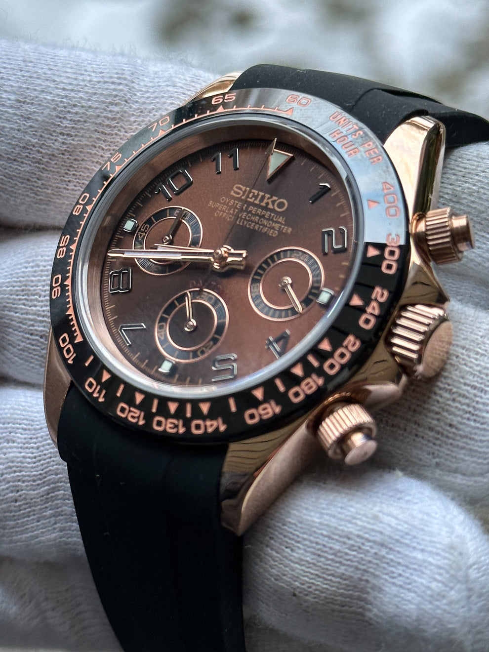TONA MOD | Gomma nera con indici in oro rosa nero - 40 mm
