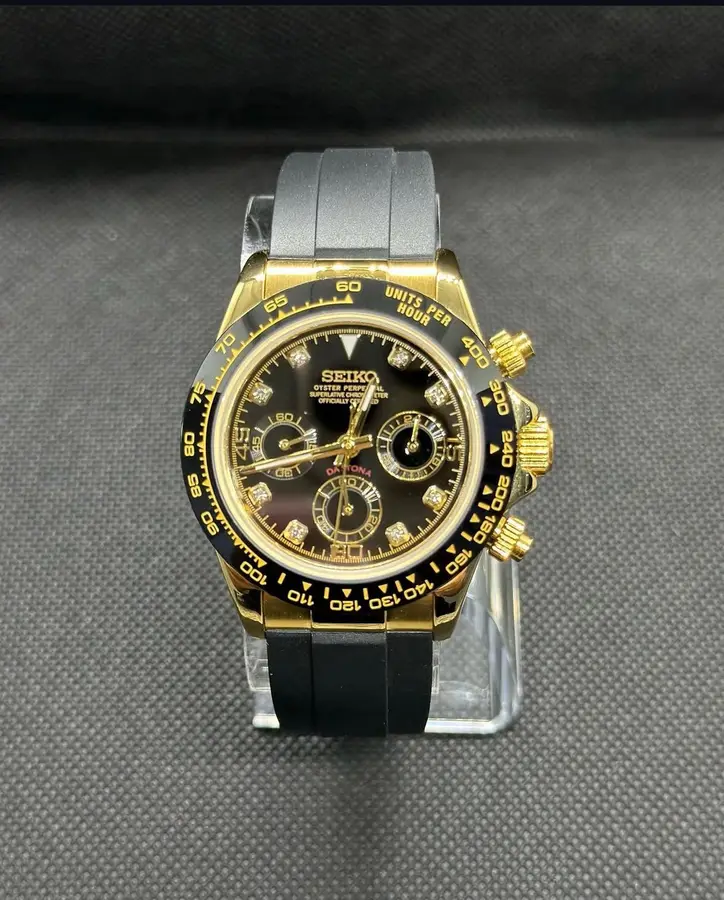 TONA MOD | Gomma nera - Diamante dorato - 40 mm