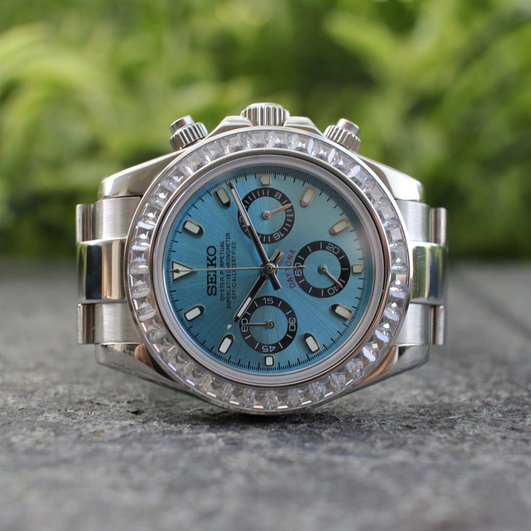 TONA MOD | Lünette aus Stahl in Eisblau mit Diamanten – 40 mm