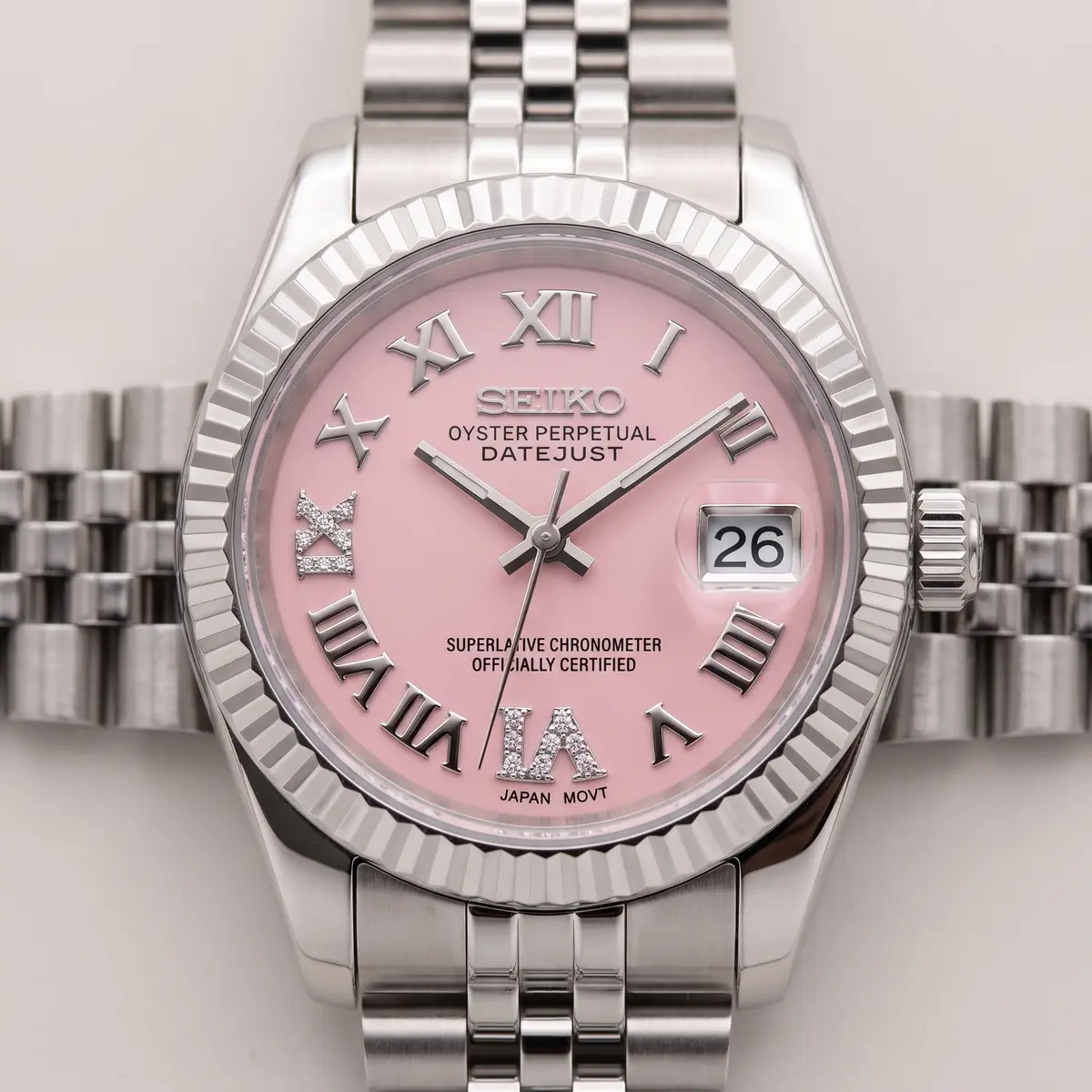 Seiko Mod Uhr DAMEN – PINK GLIMMER – Zifferblatt Nahaufnahme – MedoMods
