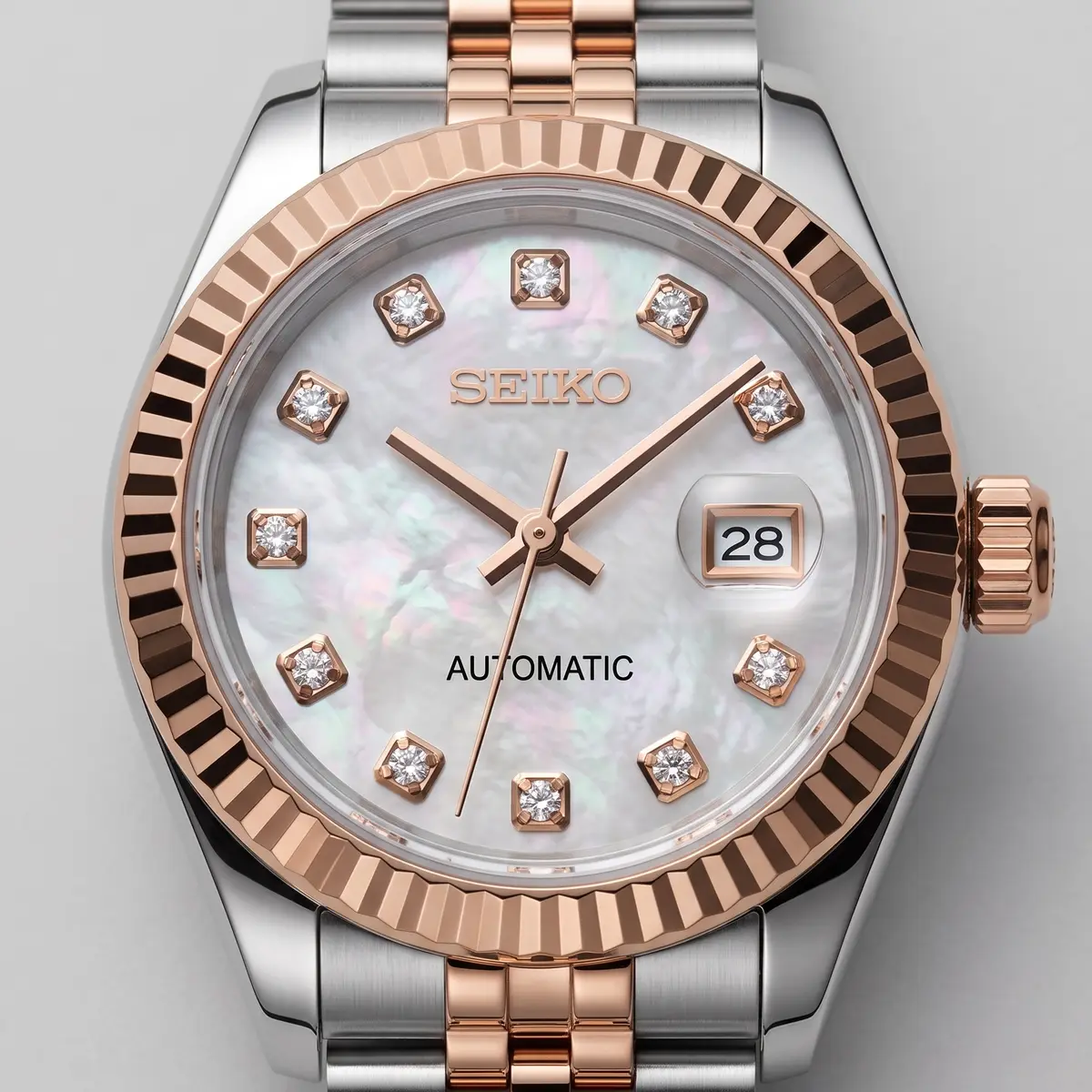Seiko Mod Uhr DAMEN TWO-TONE ROSÉGOLD – Zifferblatt Nahaufnahme – MedoMods